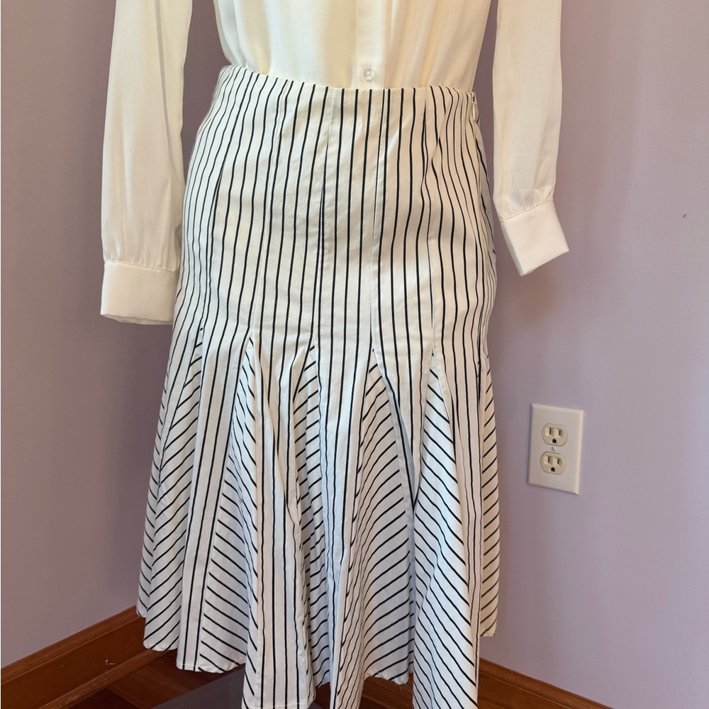 White House Black Market Striped A-Line Skirt white with black stripes. Cotton.
